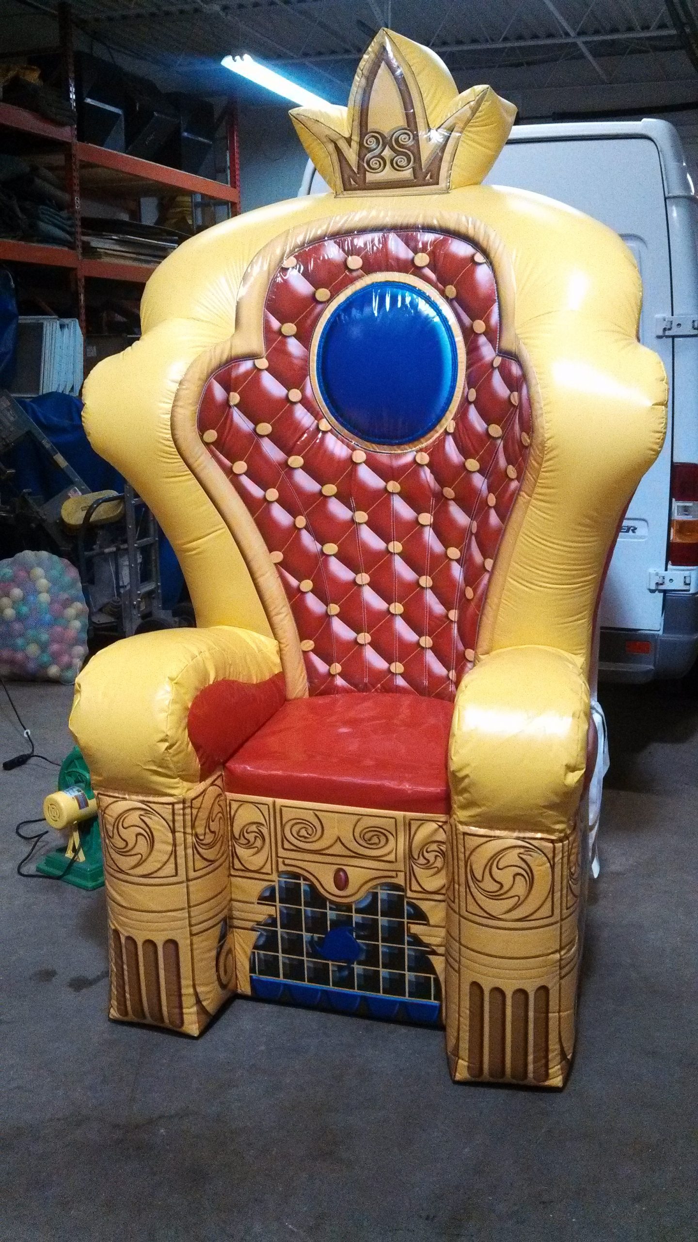 royal throne